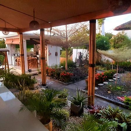 Cantik Villa Lovina Eksteriør billede
