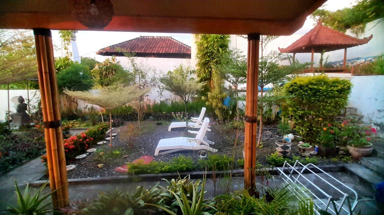 Cantik Villa Lovina Eksteriør billede
